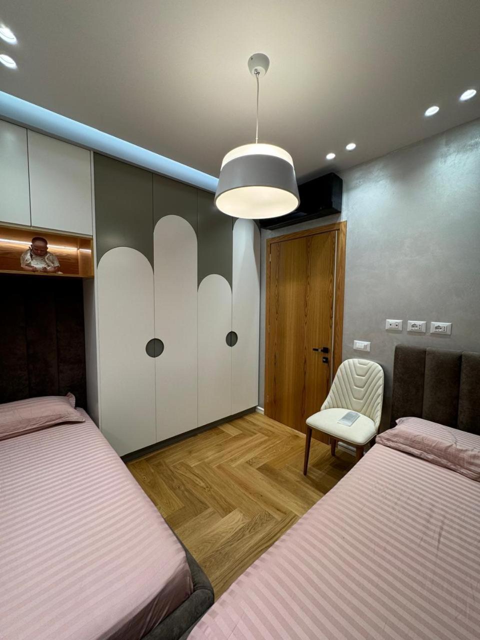 Apartament Doll House *